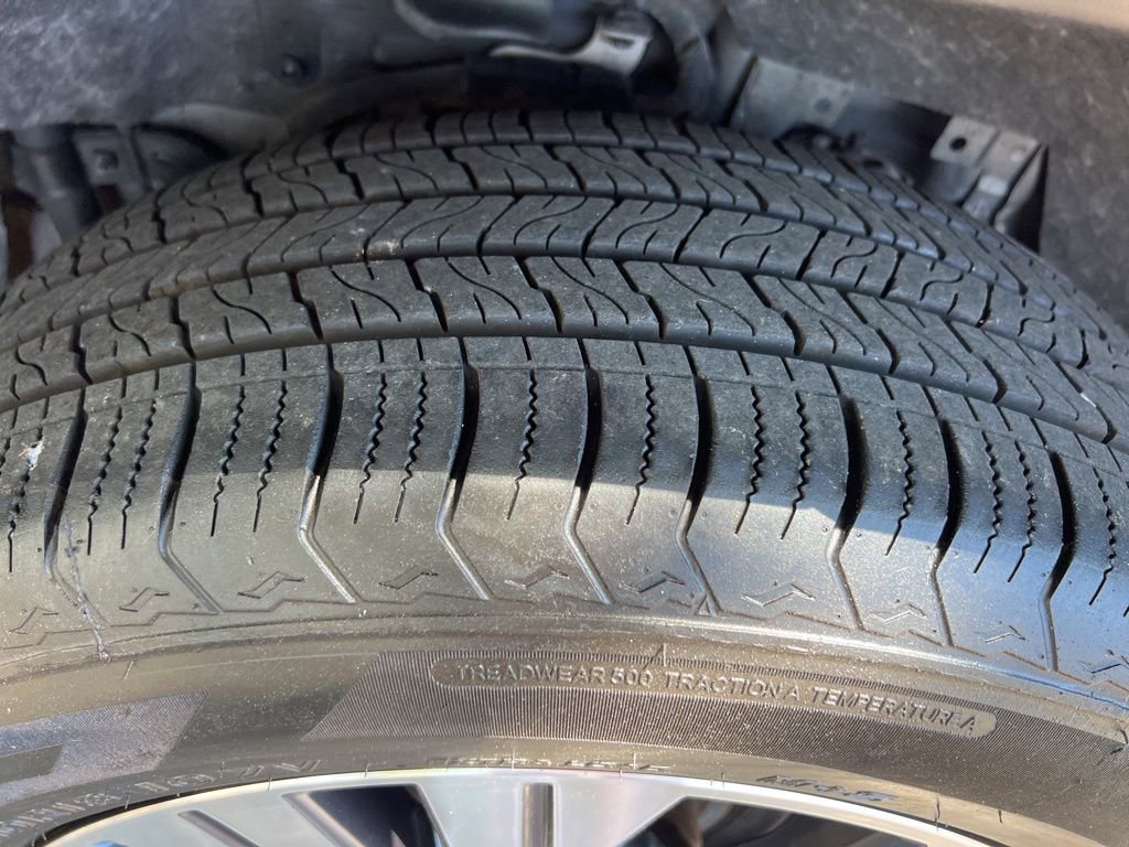 Used 2023 Nissan Rogue SV image 10