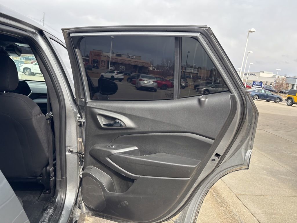 Used 2024 Chevrolet Trax RS w/ Driver Confidence Package image 24