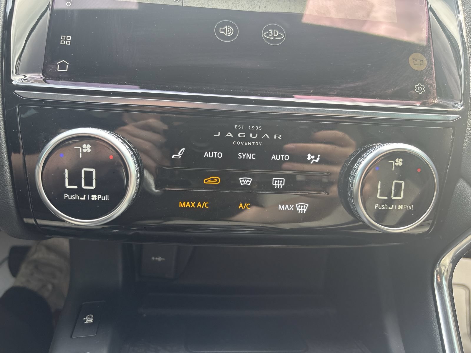 Used 2021 Jaguar E-PACE SE AWD/4WD image 21