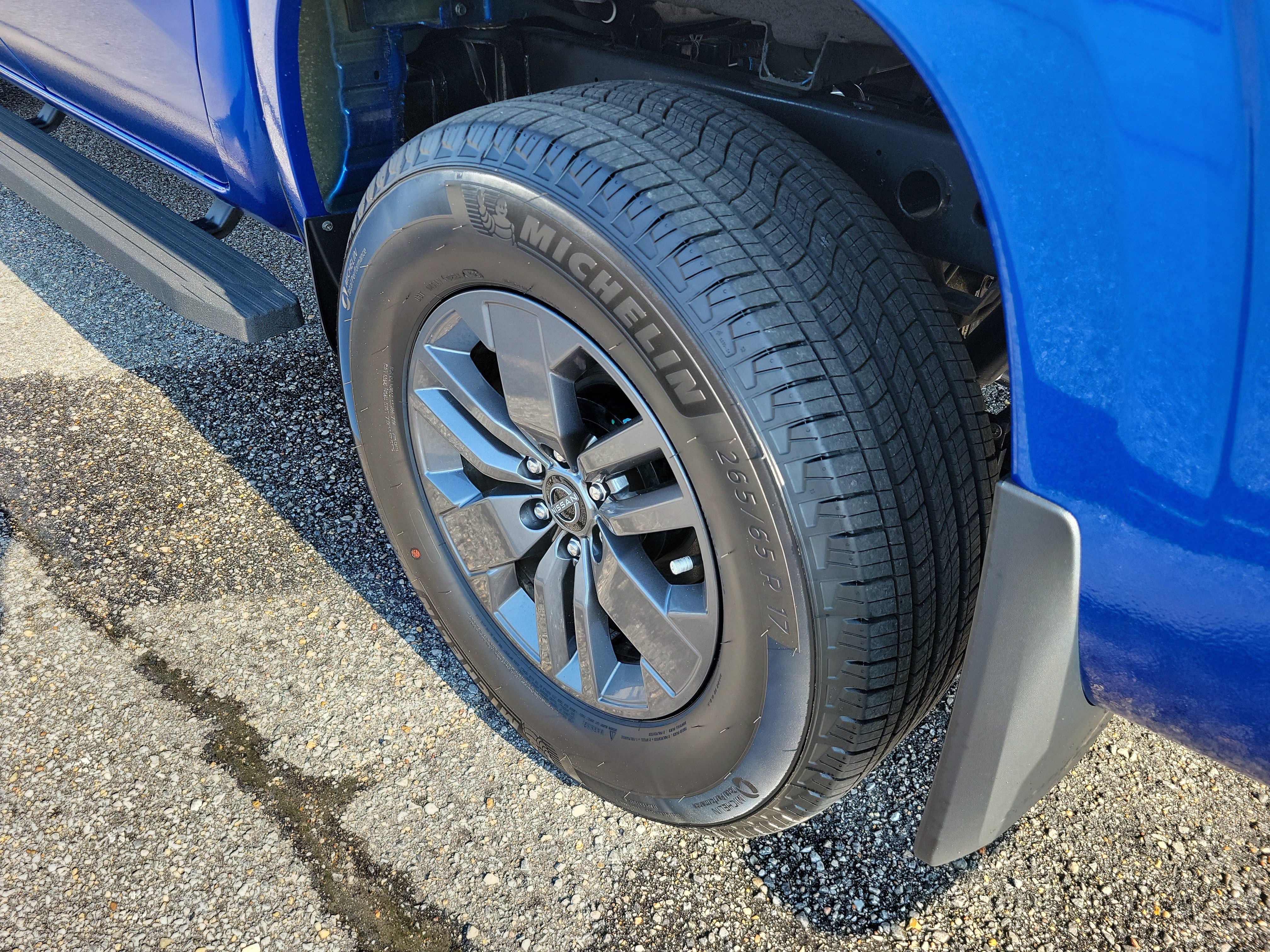 Used 2026 Nissan Frontier SV AWD/4WD image 26
