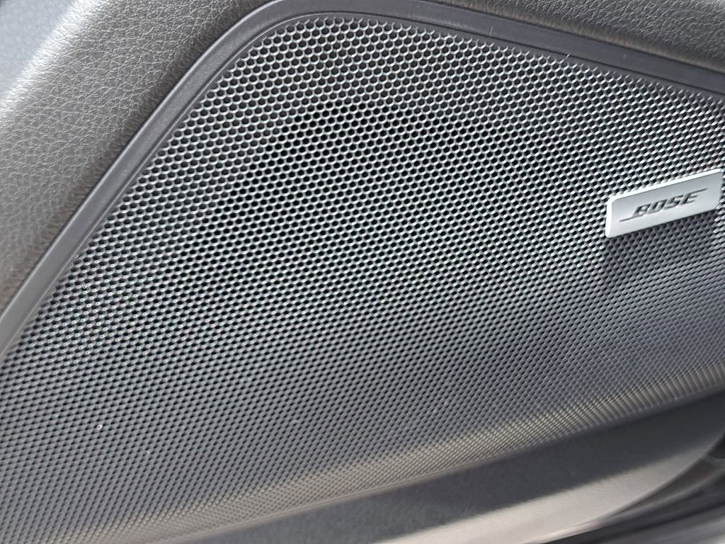 Certified 2025 Porsche Cayenne image 28