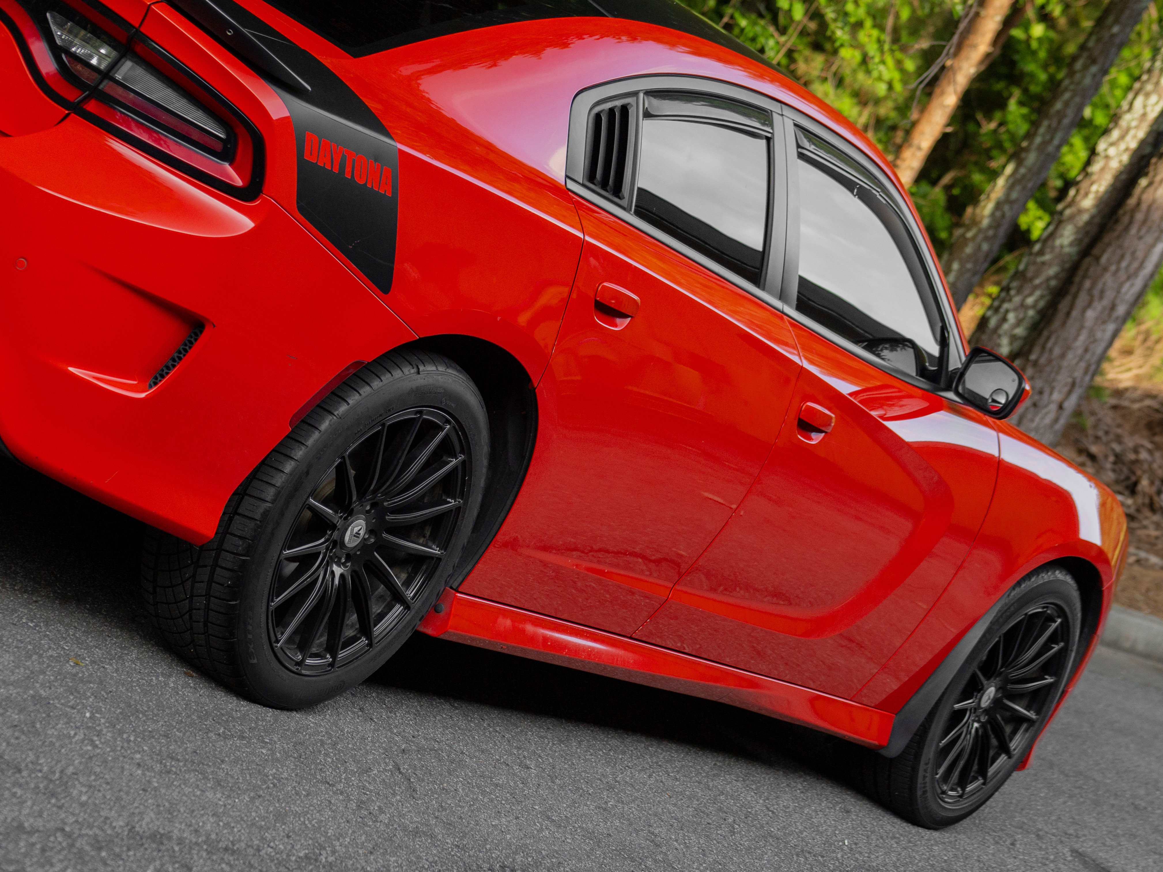 Used 2018 Dodge Charger R/T image 74