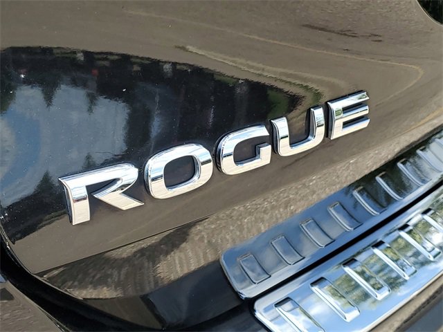 Used 2018 Nissan Rogue S image 8