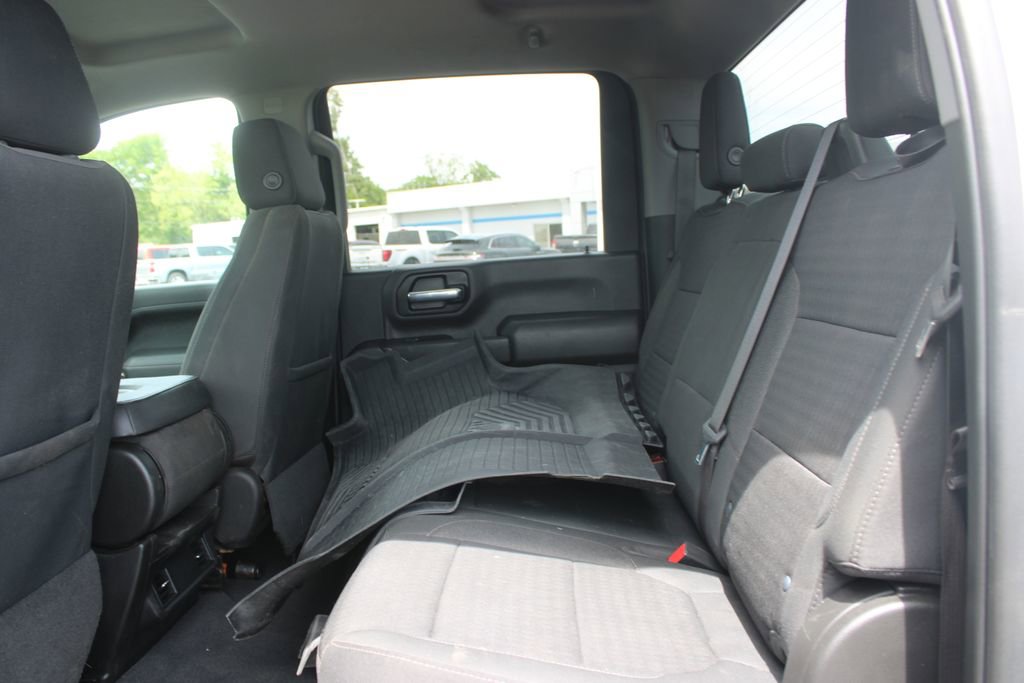 Used 2023 Chevrolet Silverado 2500 LT AWD/4WD image 23