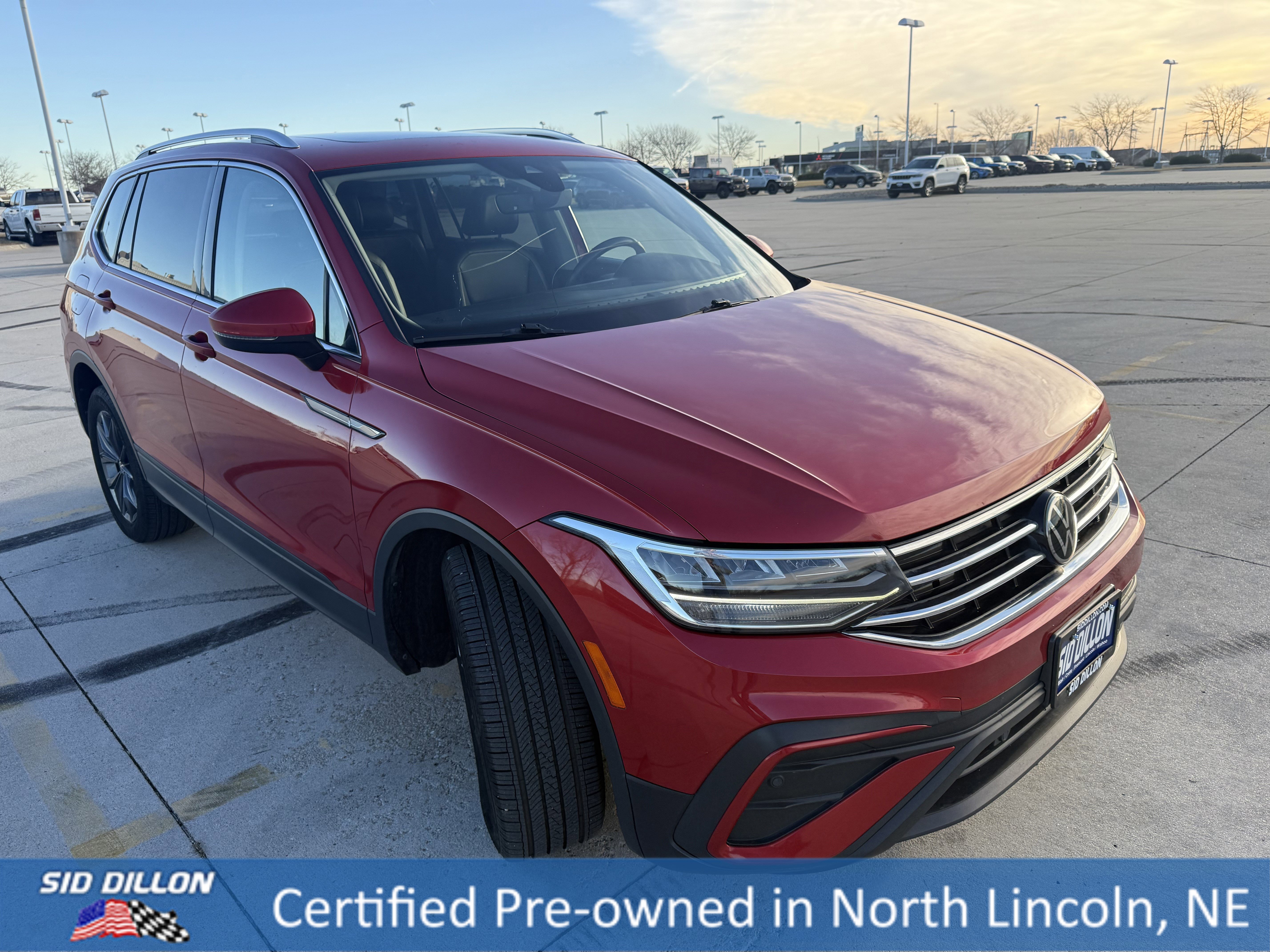 Used 2022 Volkswagen Tiguan SE image 6