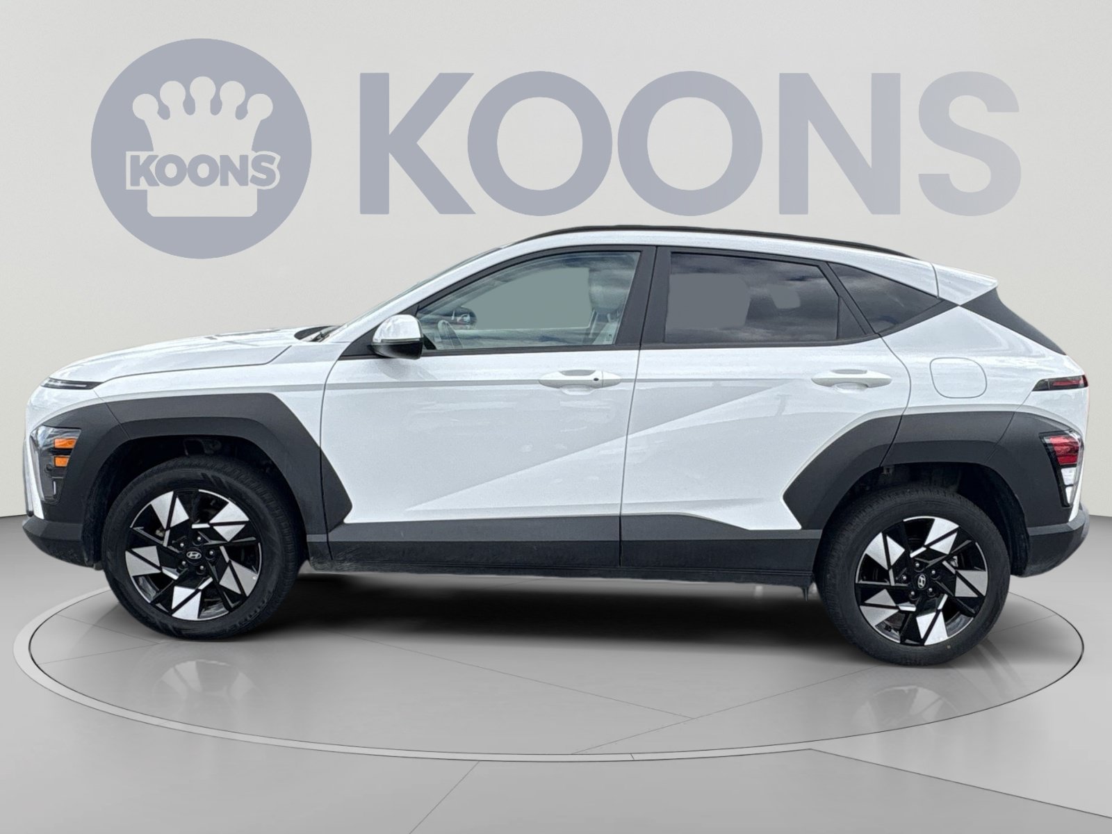 Certified 2025 Hyundai Kona SEL AWD/4WD image 2