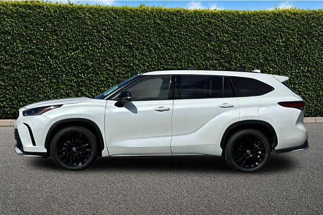 Used 2023 Toyota Highlander XSE AWD/4WD image 8