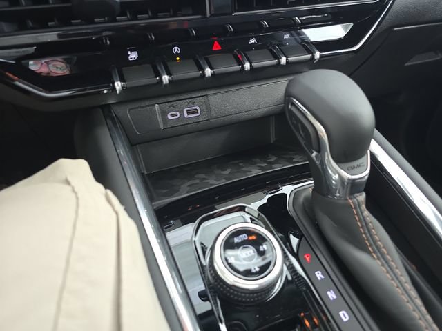 New 2026 GMC Canyon AT4 AWD/4WD image 22