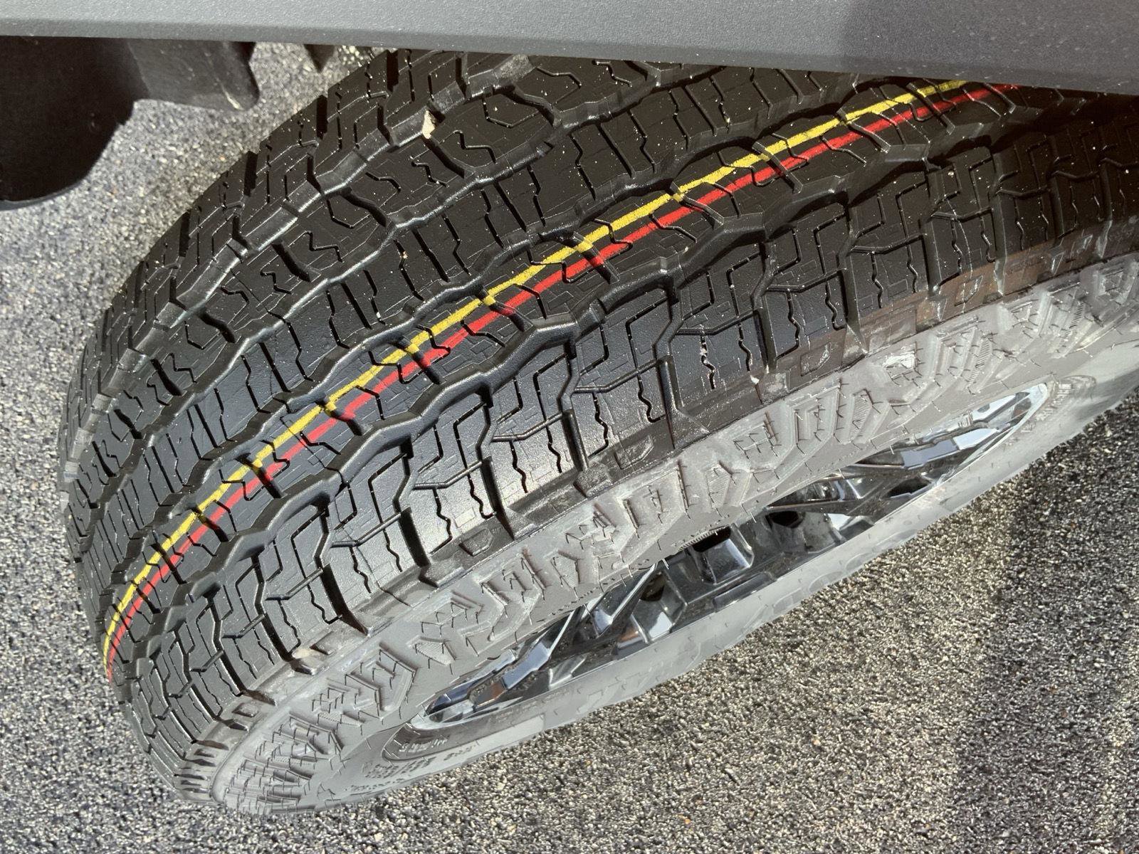 New 2026 GMC Canyon AT4 image 21