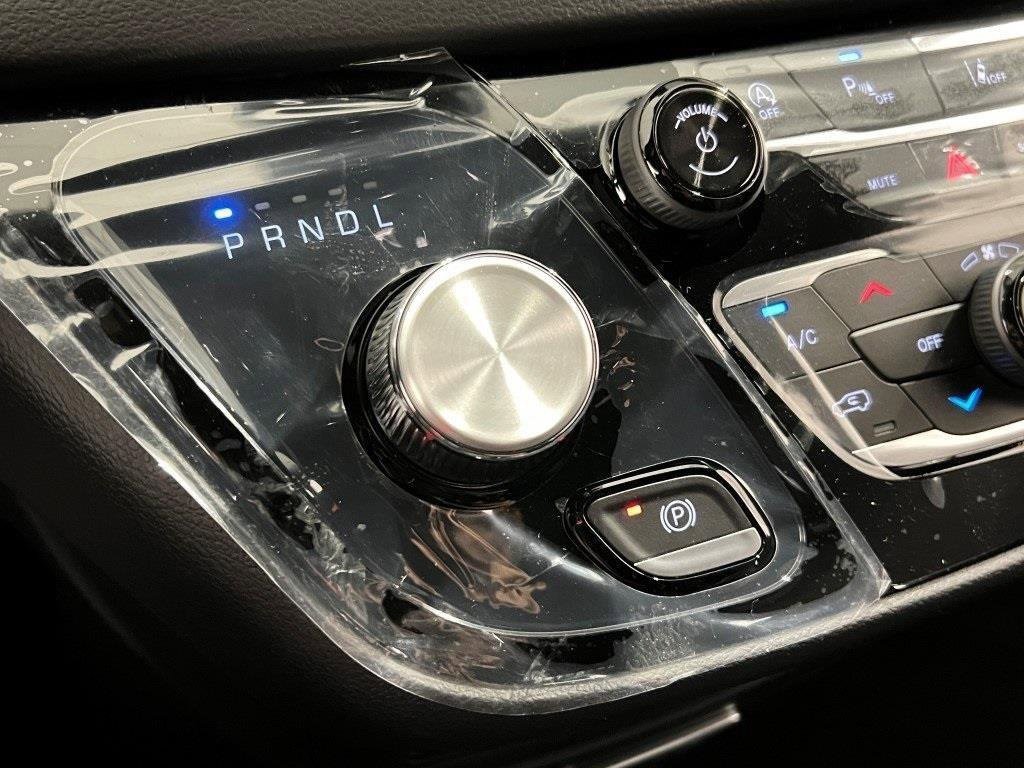 New 2026 Chrysler Voyager LX image 20