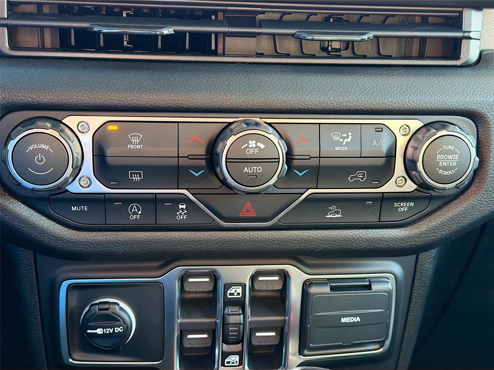 New 2026 Jeep Gladiator Willys image 15