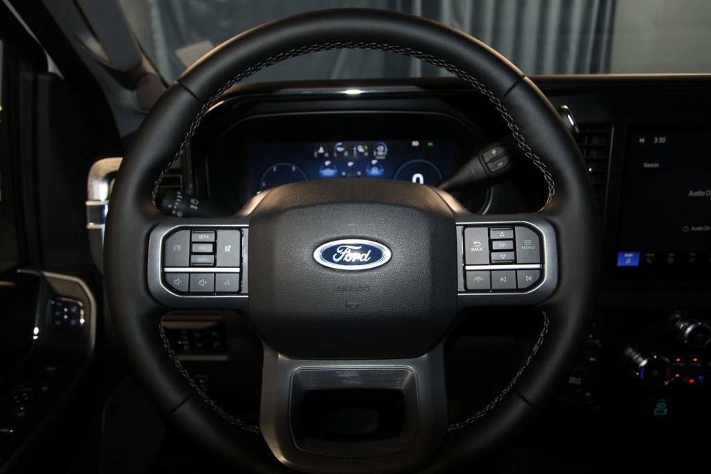 Used 2025 Ford F350 Lariat w/ Black Appearance Package image 12