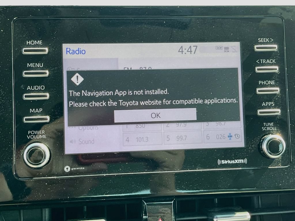 Used 2022 Toyota Camry SE FWD image 12