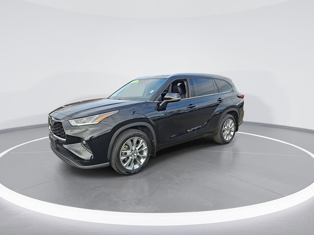 Used 2023 Toyota Highlander Limited image 6
