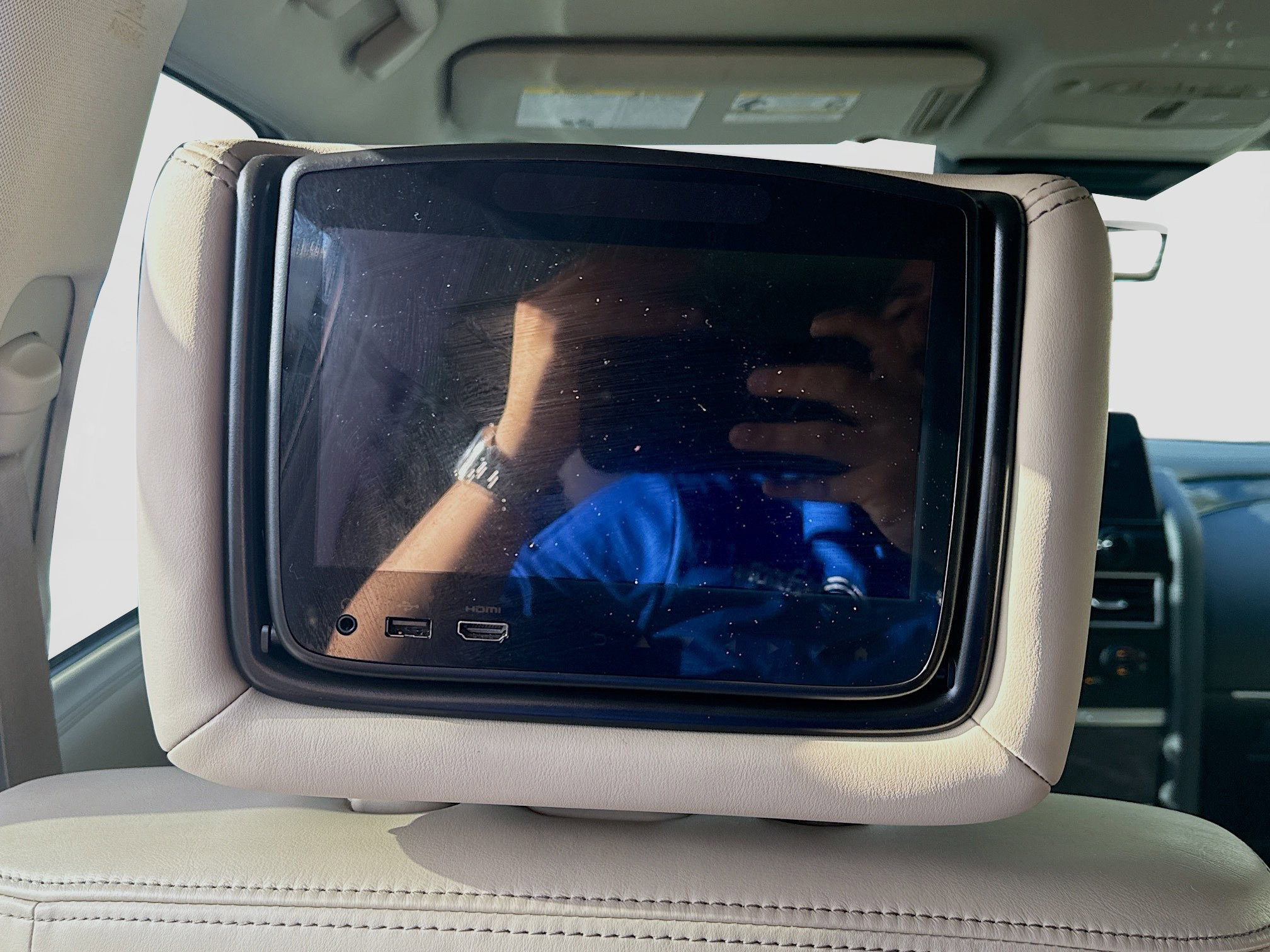 Used 2023 Nissan Armada Platinum w/ Cargo Package image 23