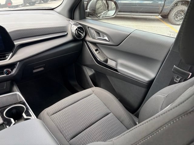 Used 2026 Chevrolet Equinox LT AWD/4WD image 31