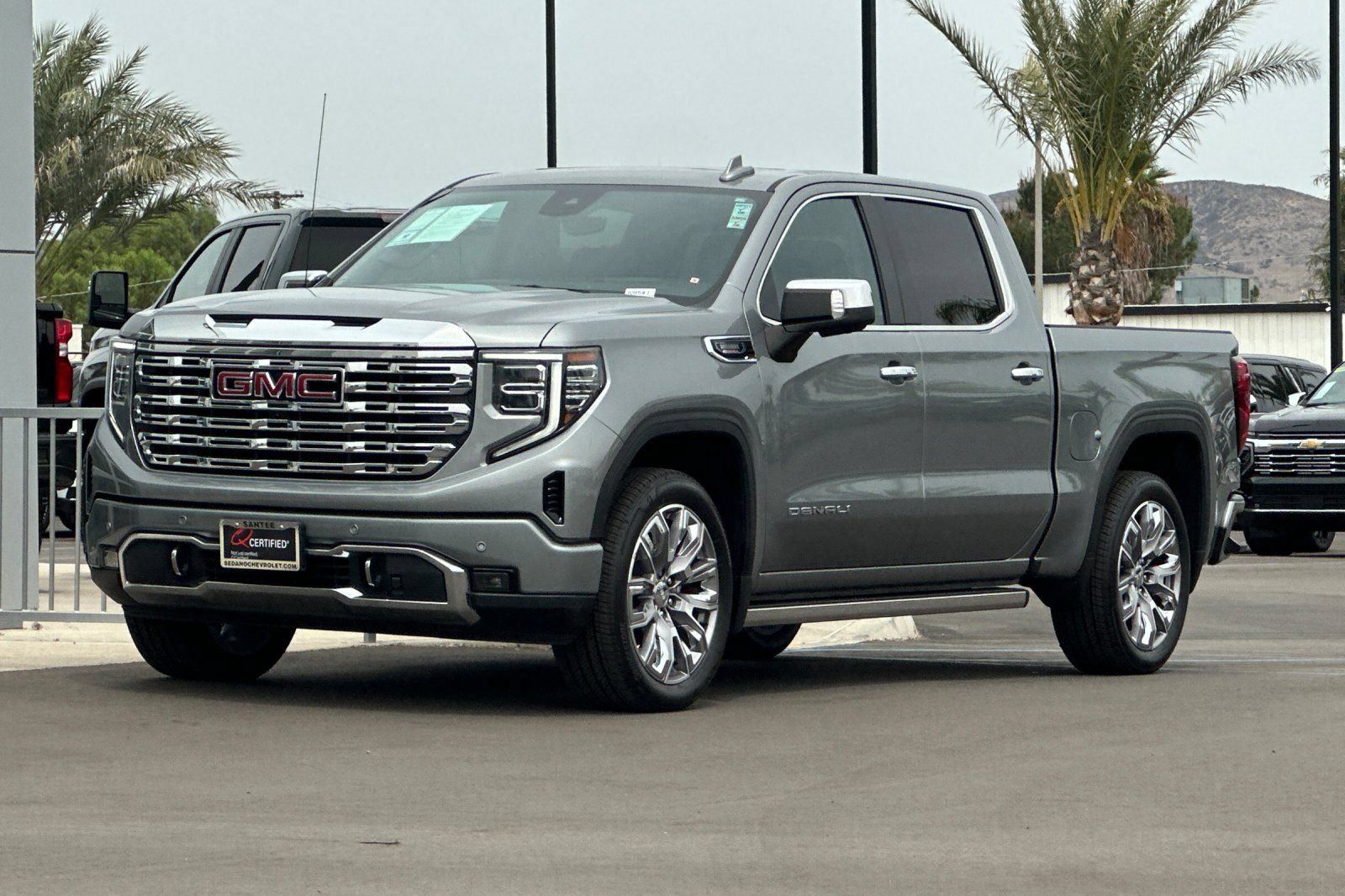 Used 2024 GMC Sierra 1500 Denali w/ Denali Reserve Package AWD/4WD image 8