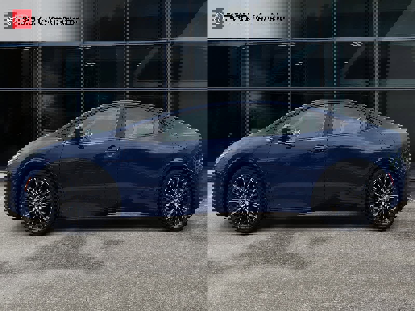 Used 2024 Toyota Prius Limited w/ Limited Premium Package image 10