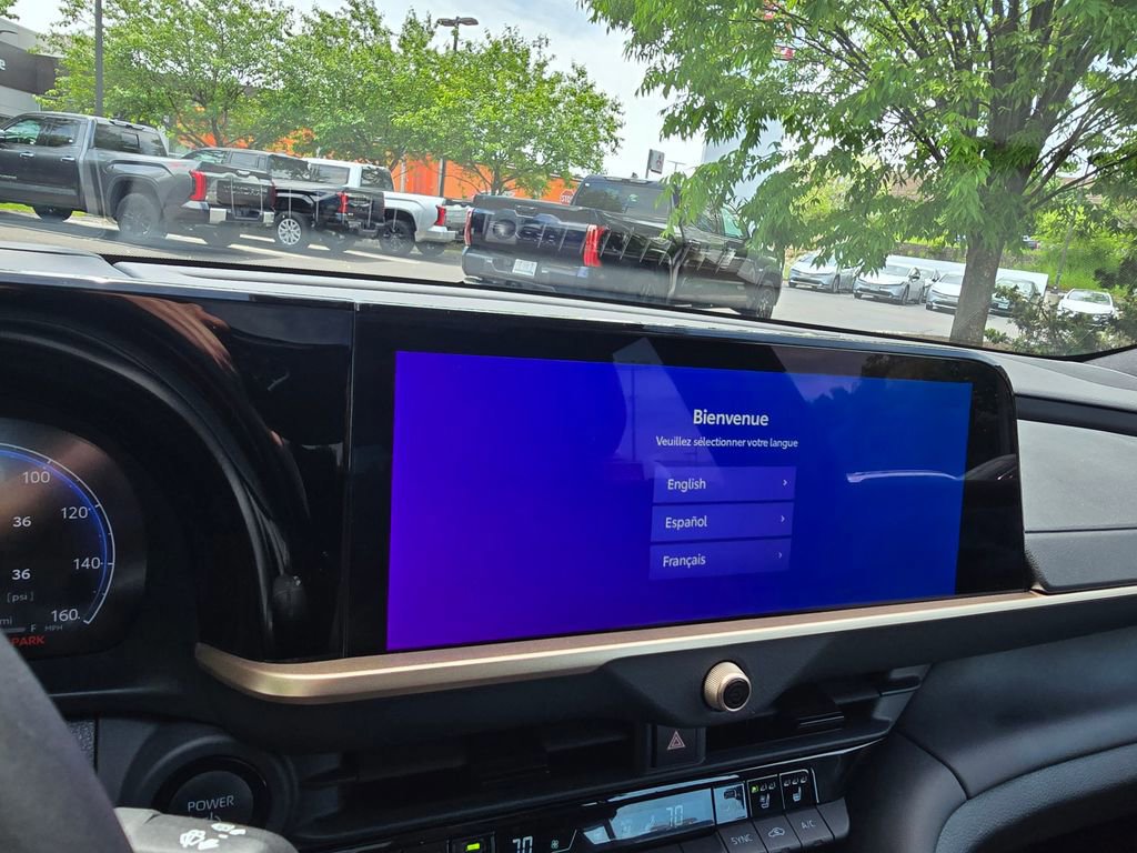 Certified 2025 Toyota Crown Platinum AWD/4WD image 26