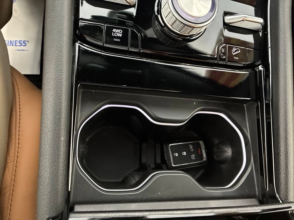 Certified 2024 Jeep Grand Cherokee Summit w/ Adv Protech Group IV AWD/4WD image 35