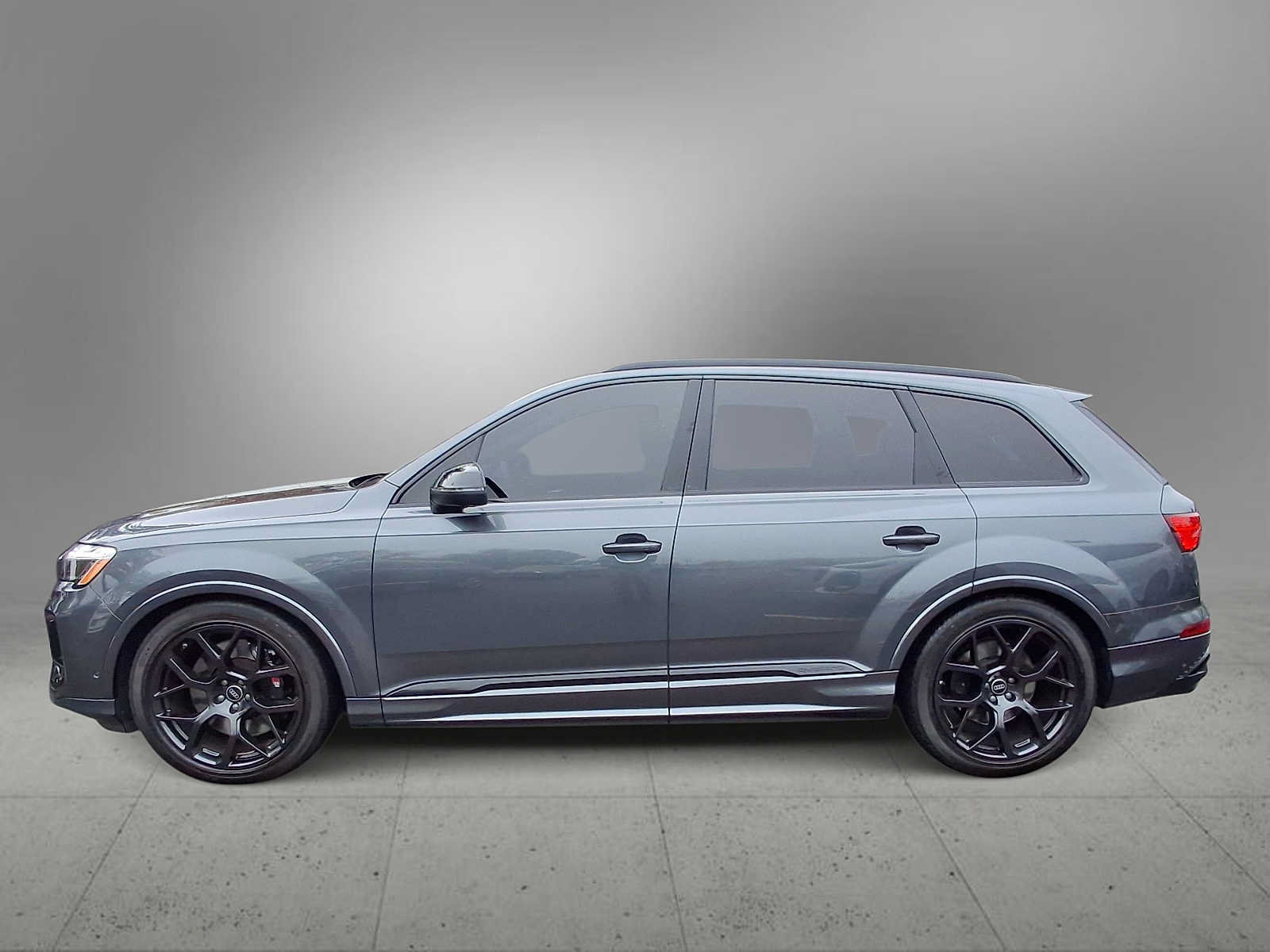 Used 2025 Audi SQ7 Premium Plus AWD/4WD image 5