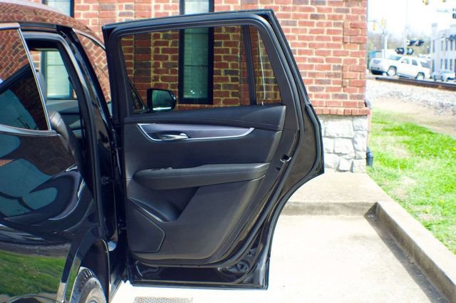 Used 2025 Cadillac XT6 Luxury image 50