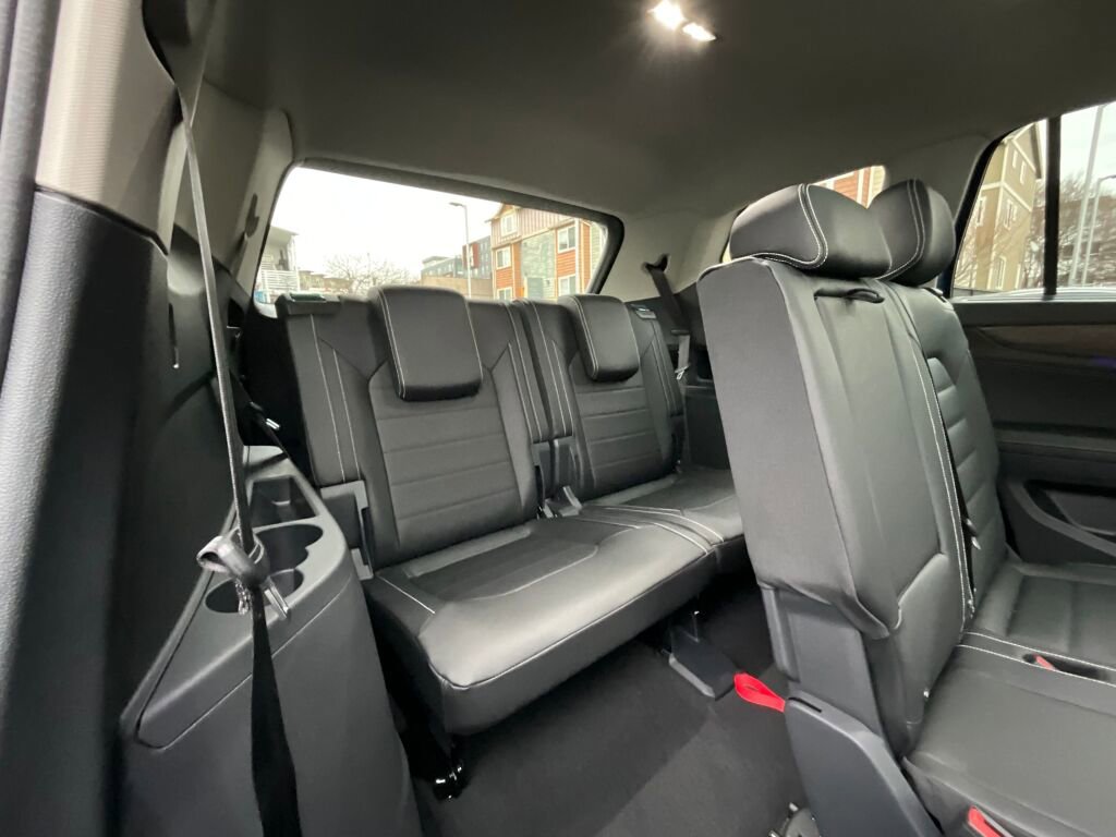 New 2025 Volkswagen Atlas SEL image 18