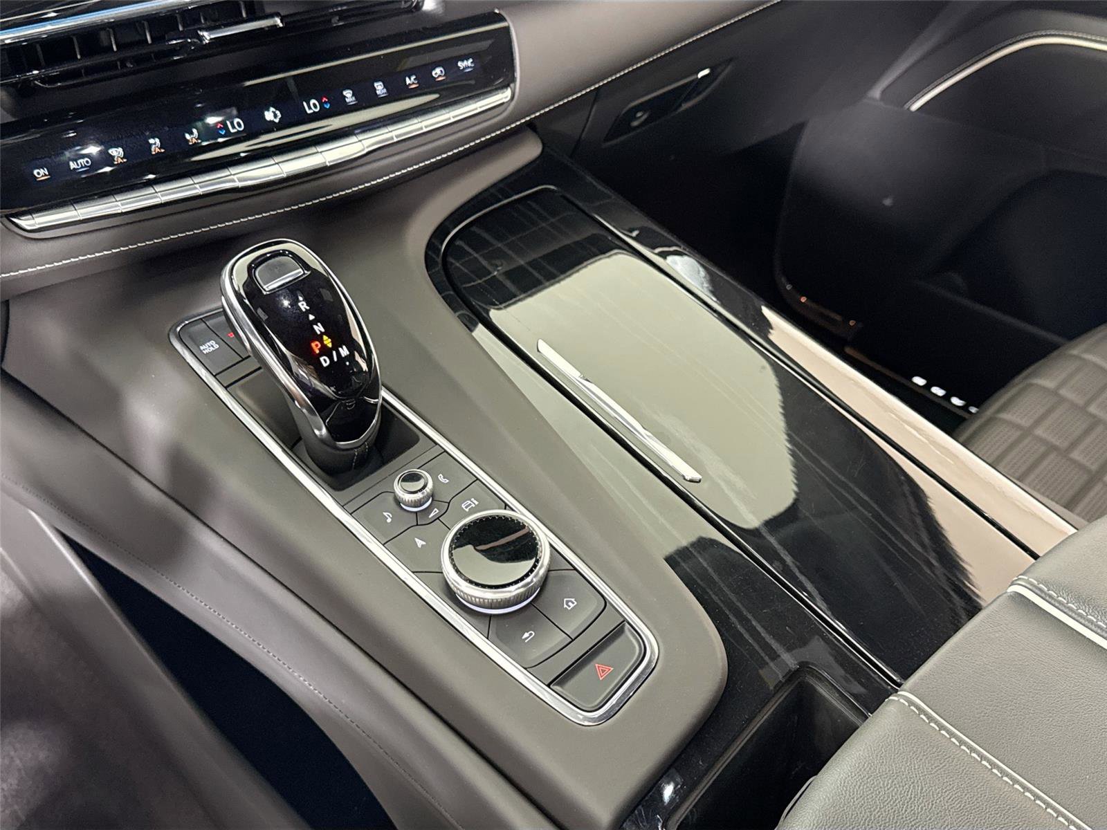 Used 2023 Cadillac Escalade V w/ LPO, Floor Liner Package image 21