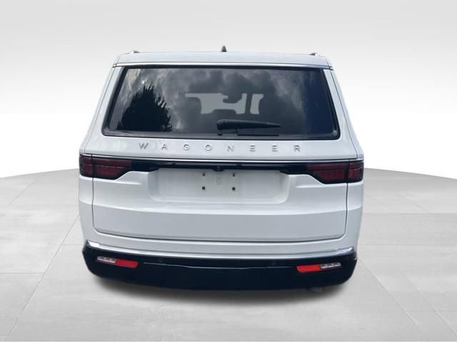 Used 2025 Jeep Wagoneer Series II AWD/4WD image 6