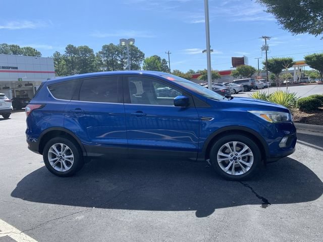 Used 2017 Ford Escape SE FWD image 9