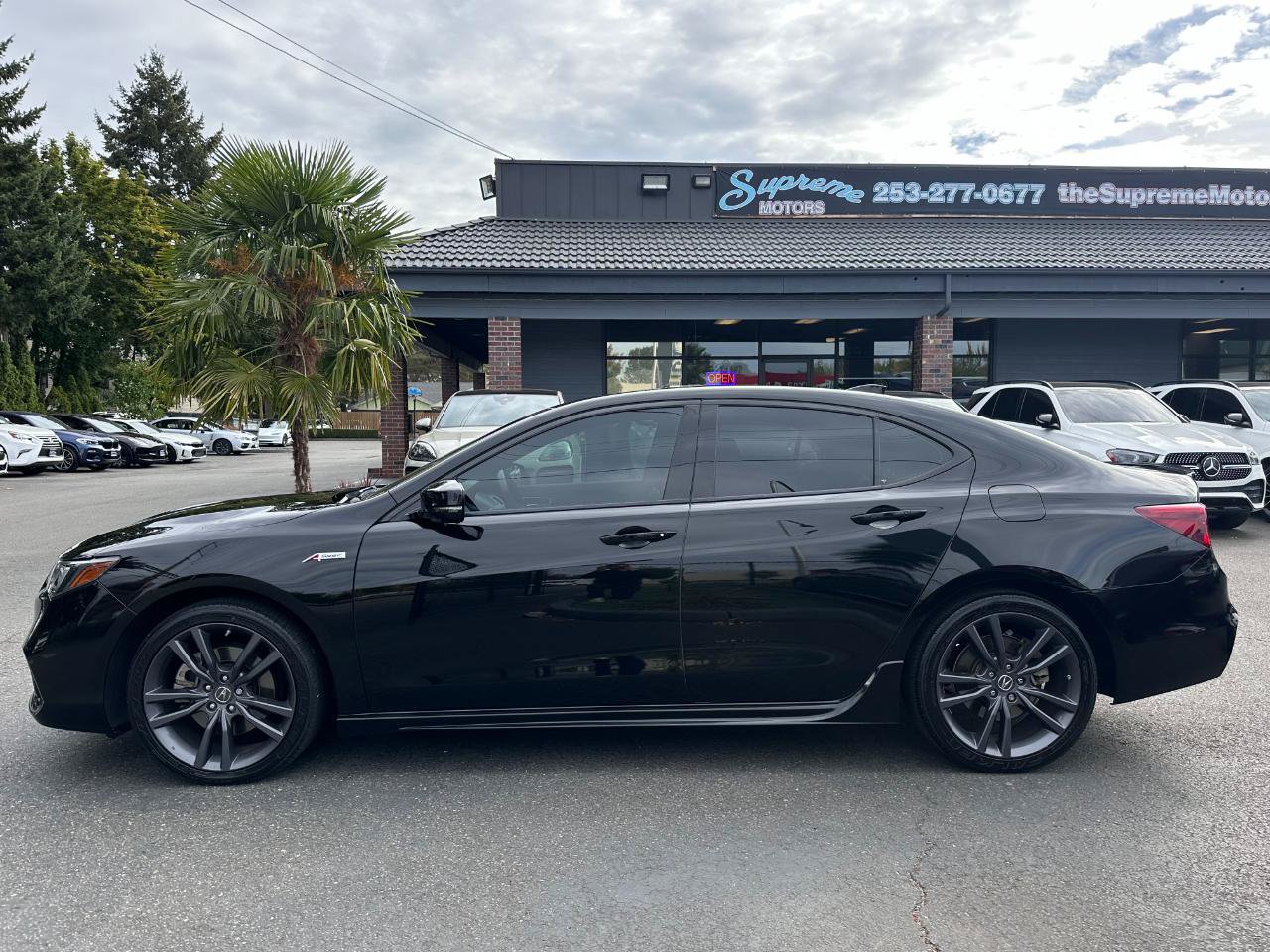 Used 2019 Acura TLX w/ Technology & A-SPEC Package FWD image 3