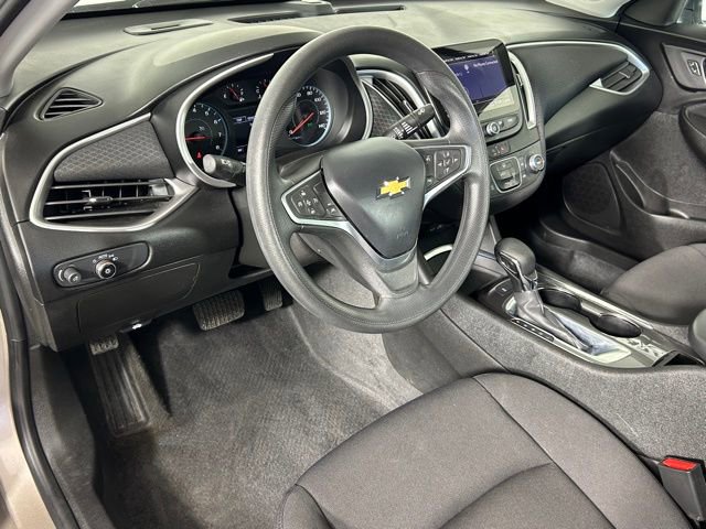 Used 2022 Chevrolet Malibu LS w/ Driver Confidence Package II FWD image 14