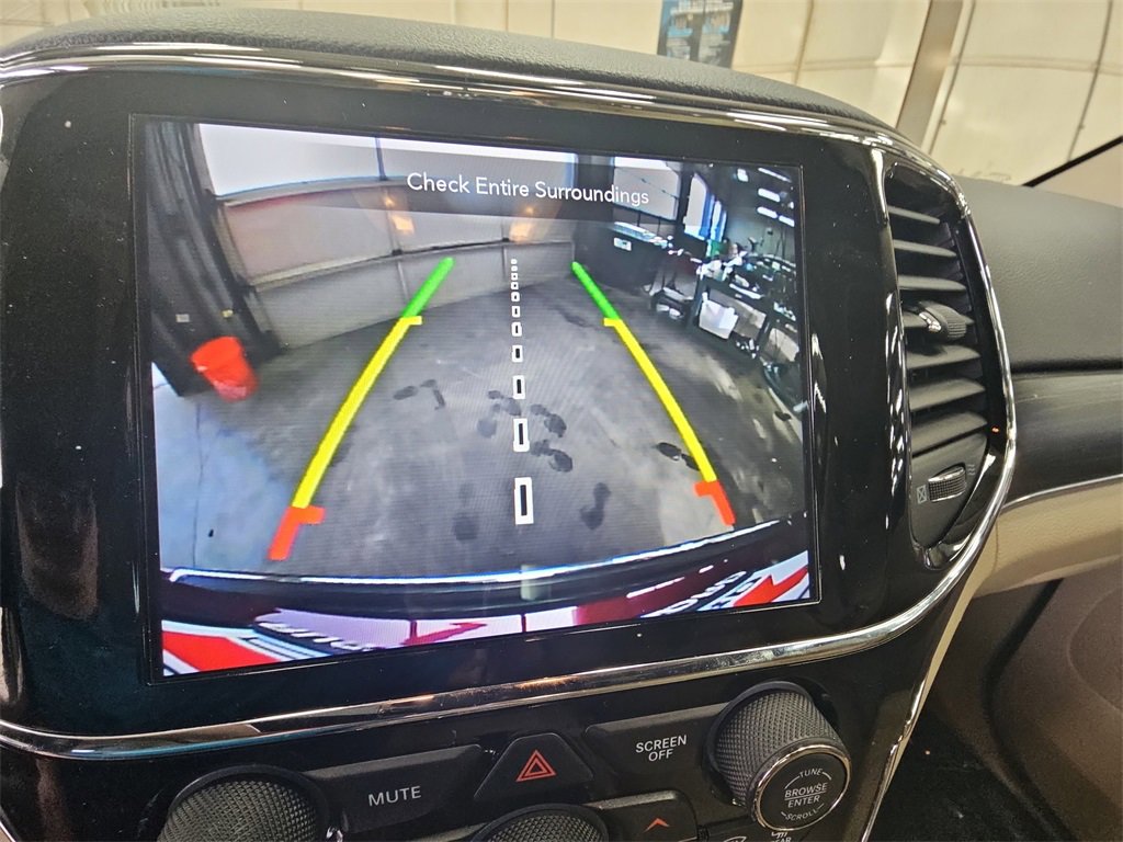 Used 2020 Jeep Grand Cherokee Limited w/ Trailer Tow Group IV image 21