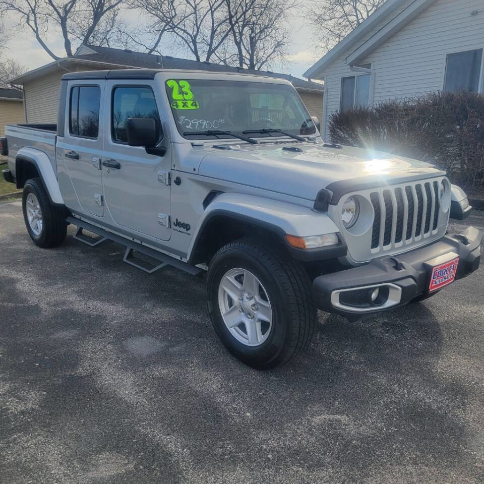 Used 2023 Jeep Gladiator Sport