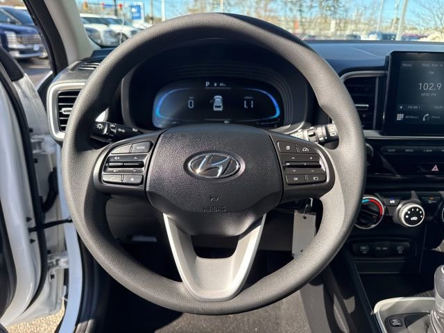 Used 2026 Hyundai Venue SE image 22