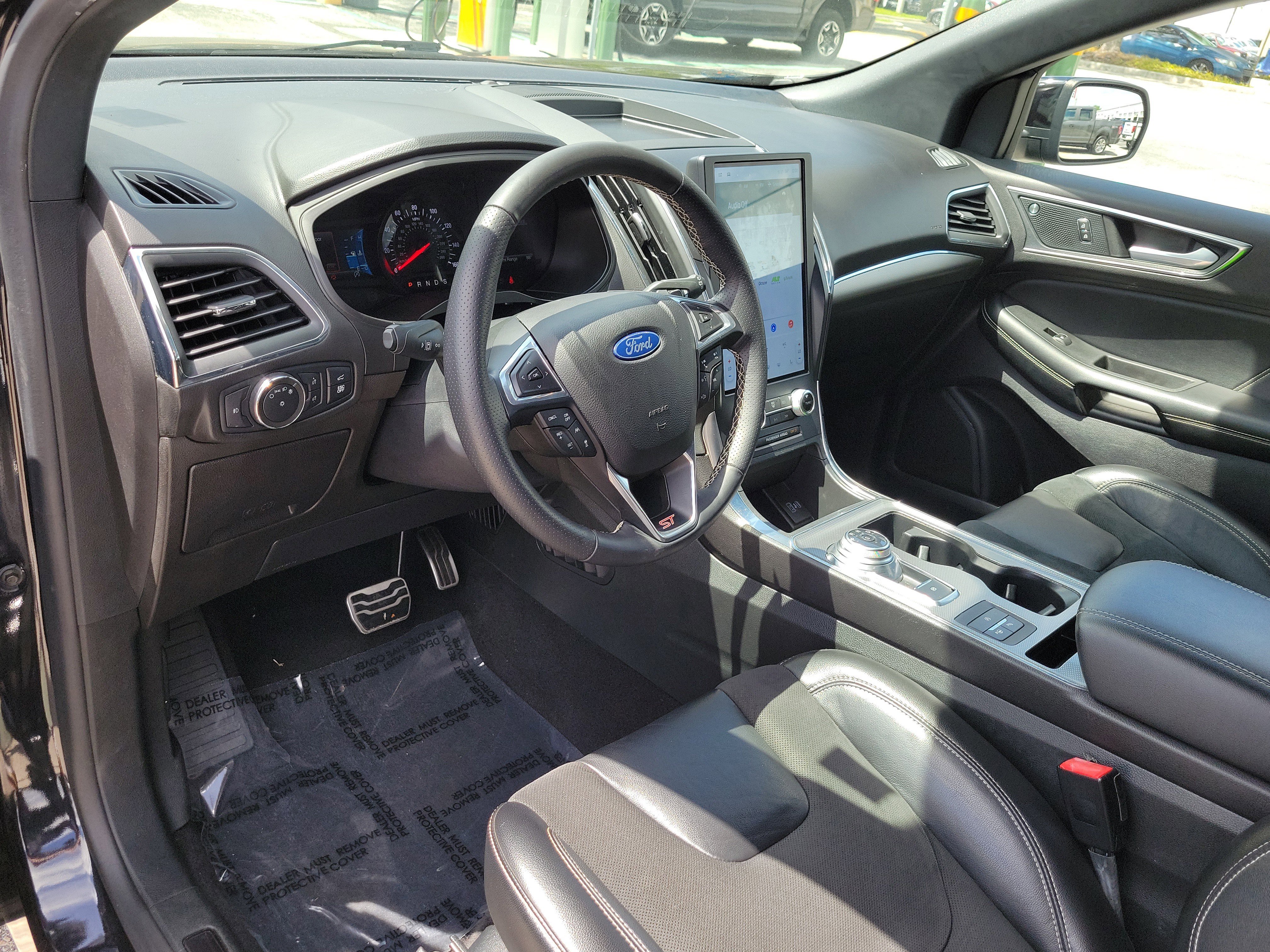 Certified 2022 Ford Edge ST w/ Equipment Group 401A AWD/4WD image 22