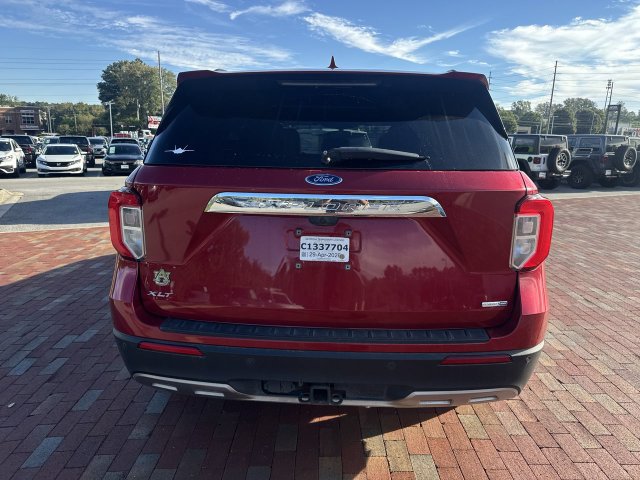 Used 2020 Ford Explorer XLT w/ Equipment Group 202A AWD/4WD image 13