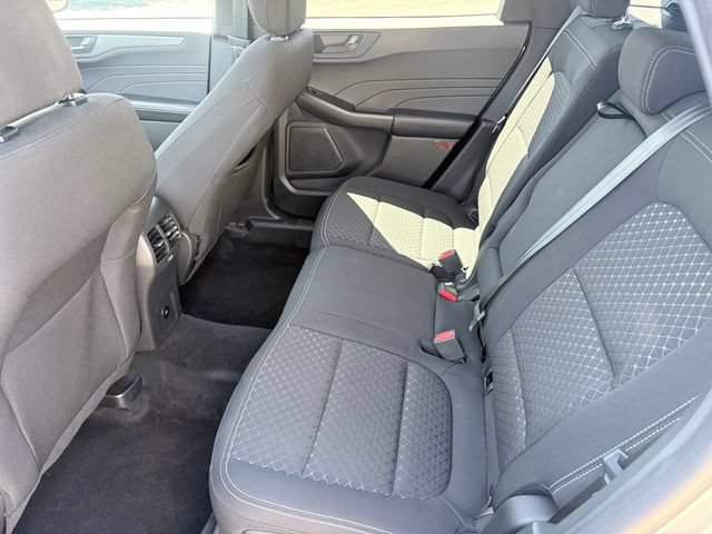 Used 2023 Ford Escape Active w/ Cold Weather Package FWD image 7