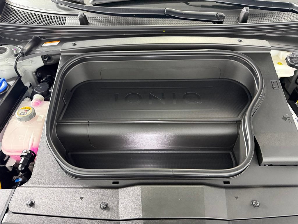 Used 2024 Hyundai Ioniq 6 SEL RWD image 36