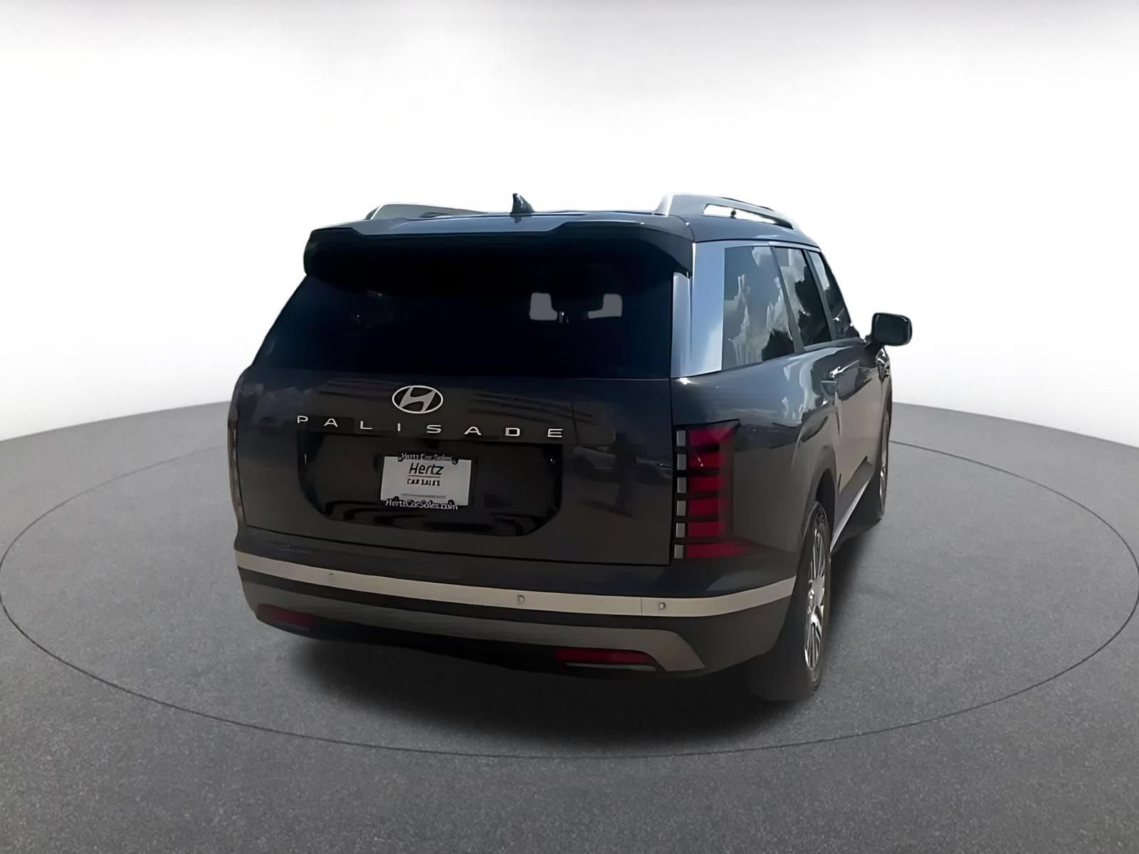 Used 2026 Hyundai Palisade SEL FWD image 14