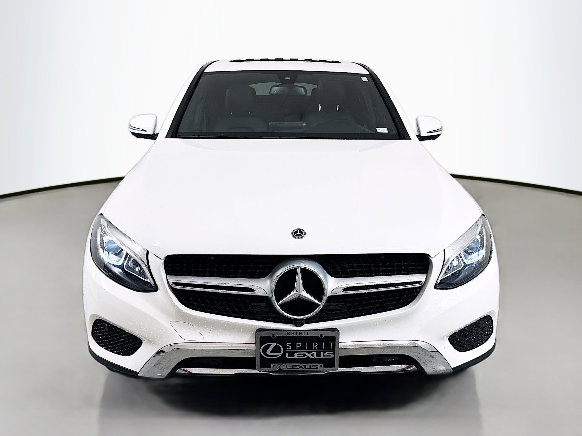Used 2019 Mercedes-Benz GLC 300 4MATIC Coupe image 2