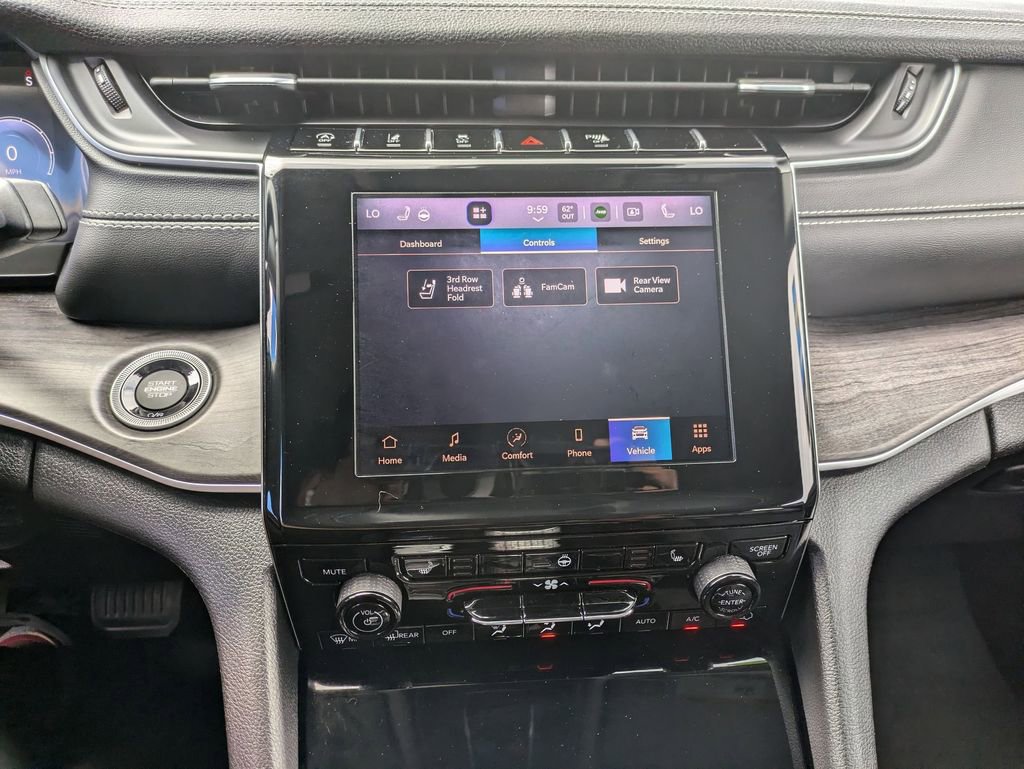 Used 2022 Jeep Grand Cherokee L Limited image 17