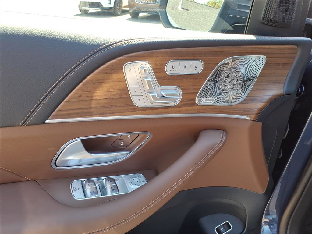 New 2025 Mercedes-Benz GLE 53 AMG 4MATIC image 12