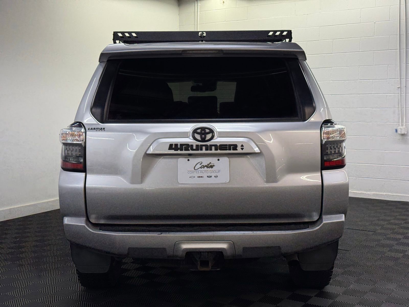 Used 2020 Toyota 4Runner SR5 Premium w/ Moonroof Package image 6