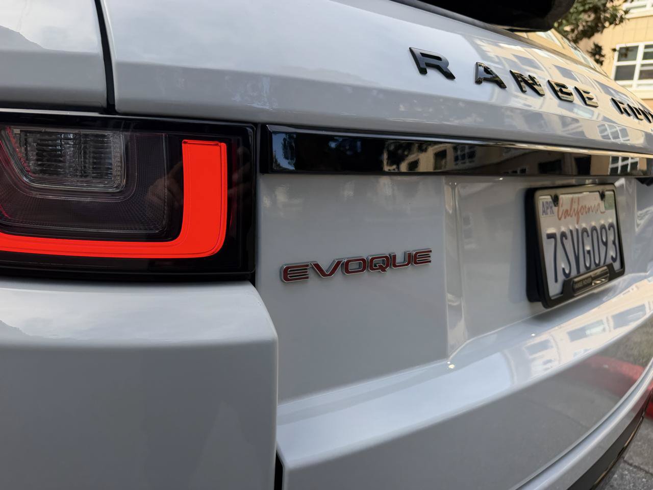 Used 2016 Land Rover Range Rover Evoque HSE Dynamic AWD/4WD image 21