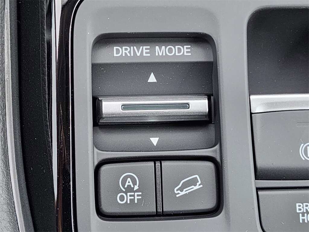 Certified 2024 Honda Pilot EX-L image 30