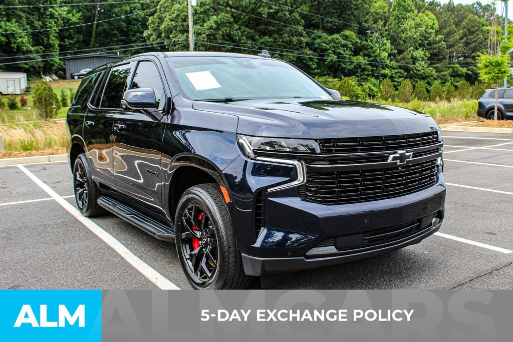Used 2024 Chevrolet Tahoe RST w/ RST Performance Edition AWD/4WD image 3