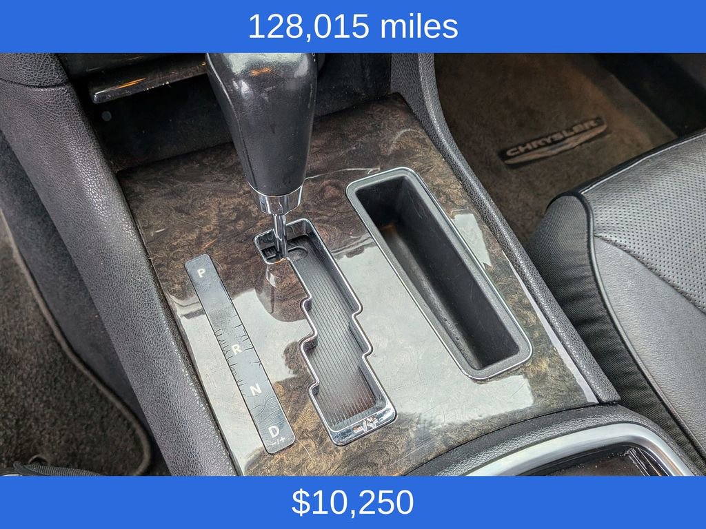 Used 2013 Chrysler 300 C image 3