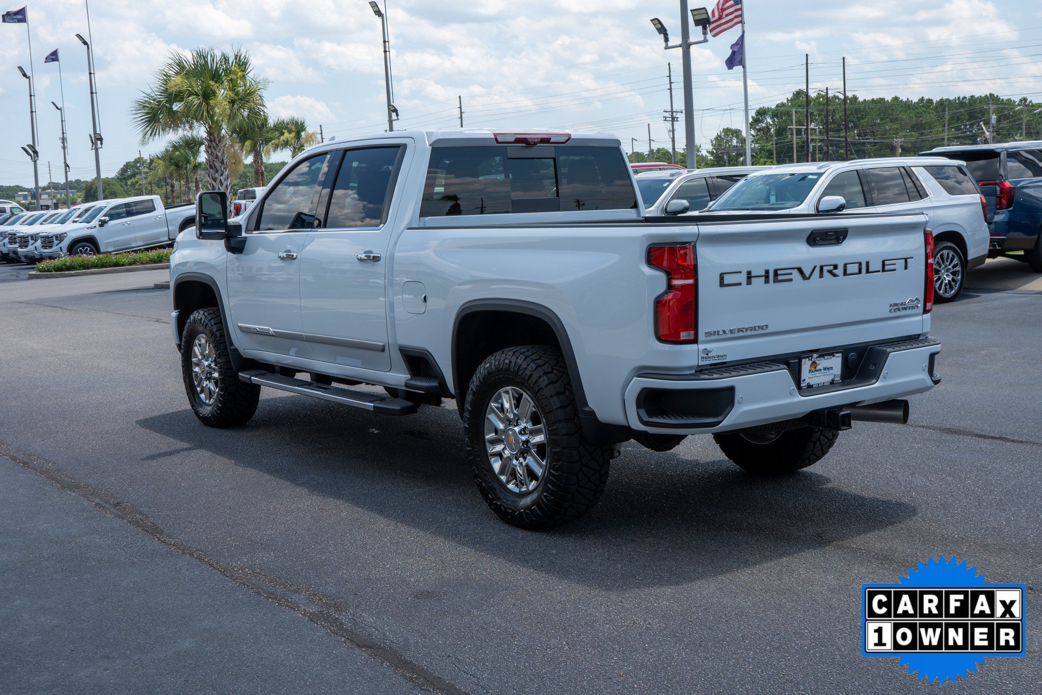 Used 2026 Chevrolet Silverado 2500 High Country w/ Technology Package AWD/4WD image 5