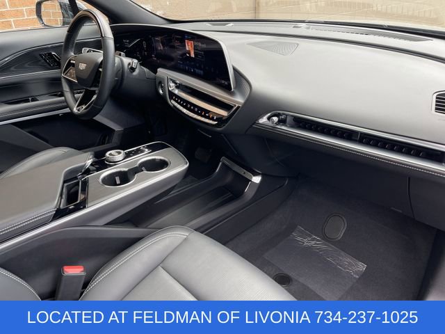 Used 2024 Cadillac Lyriq Sport image 29